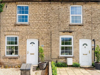 Red Kite Cottage In Easton on the Hill front door