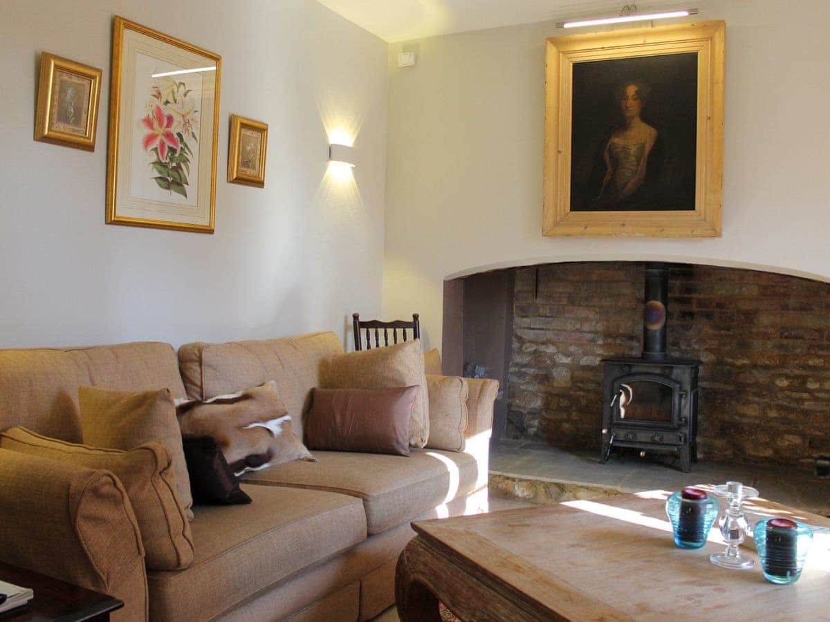 Tiesel Cottage In The Cotswolds - Lounge