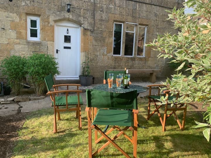 Tiesel Cottage In The Cotswolds - Cottages2Love